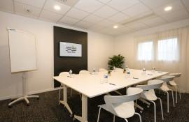 Appart'Hotel Vélizy-Villacoublay - Europe Velizy Villacoublay